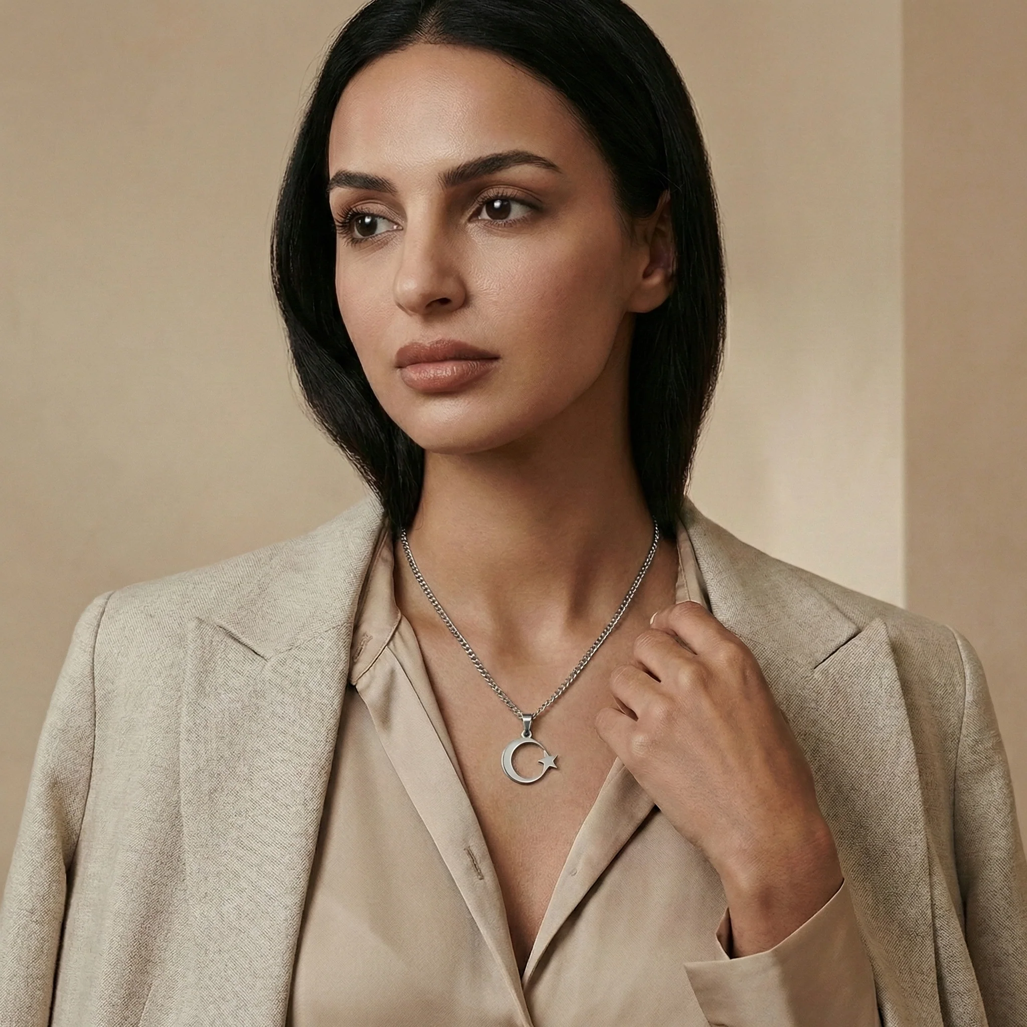 Qamar Lunar Star Necklace - Image 5