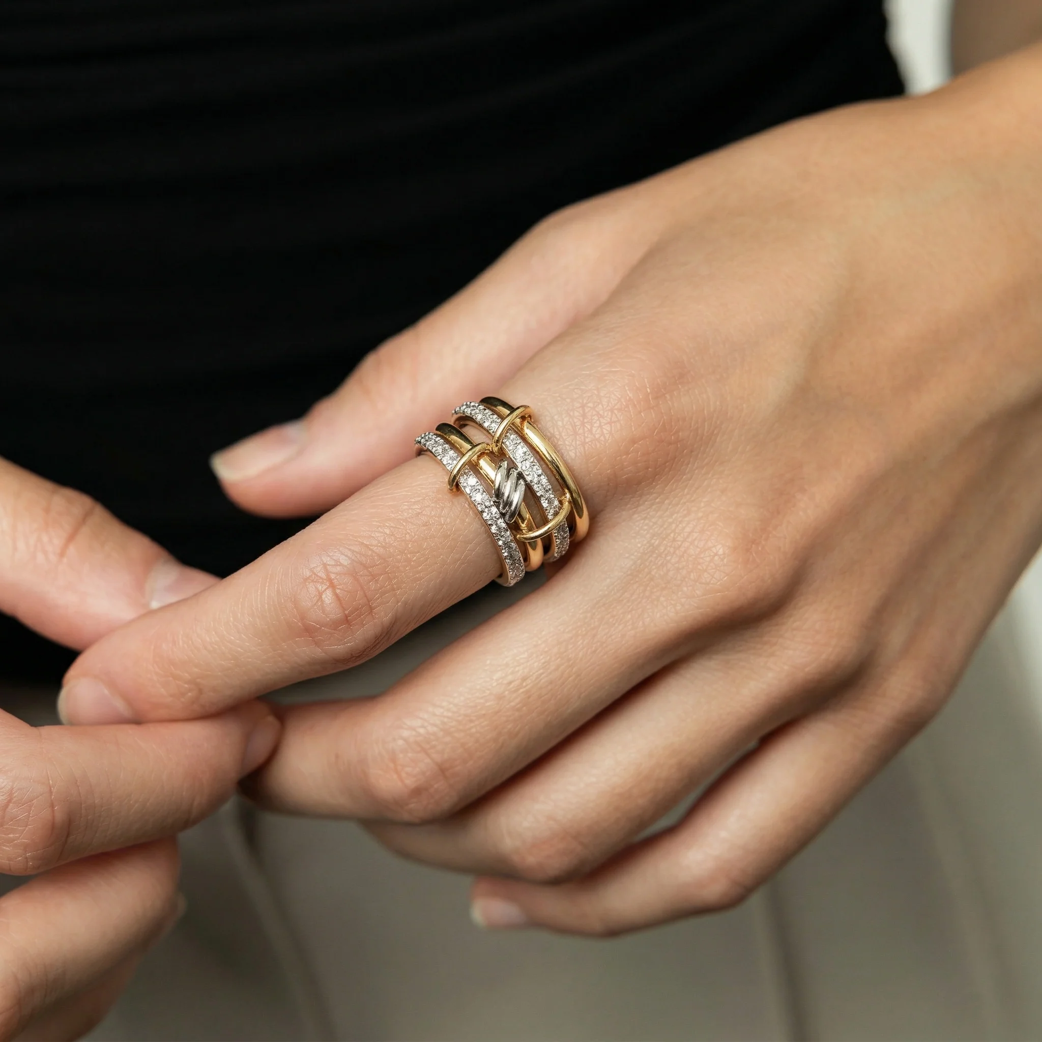 Qamar Sabr Stack Ring - Image 4